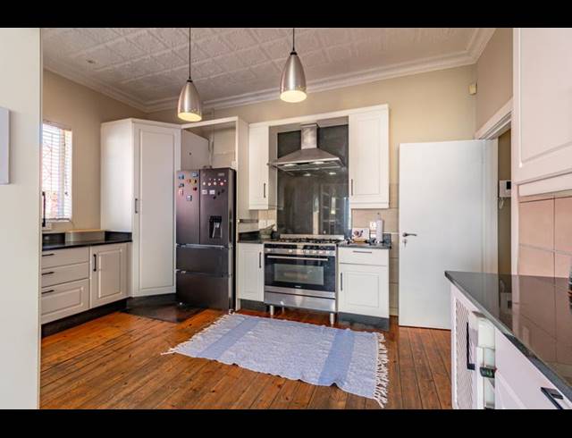 3 BEDROOM HOUSE FOR SALE IN KENSINGTON